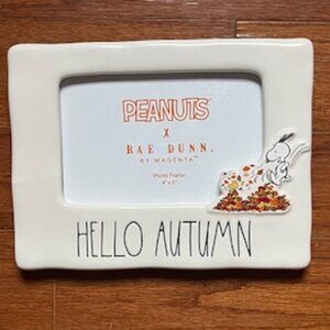 Rae Dunn Peanuts/Snoopy Fall Frame